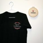 Landkinder T-Shirt bestickt Lauter Gschissane Damen schwarz